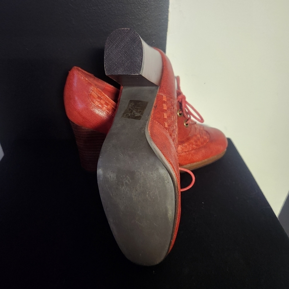 Jeffrey Campbell Red Textured Heels - Picture 7 of 7